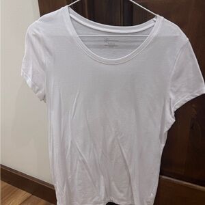 Juniors Classic Women's White Crew Neck T-Shirt